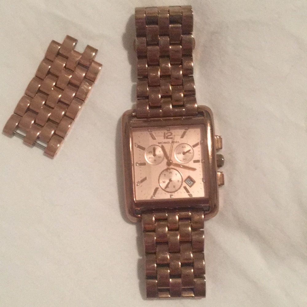 Michael Kors rose gold watch